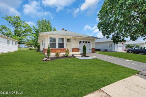38 Roman Street Toms River NJ 08757