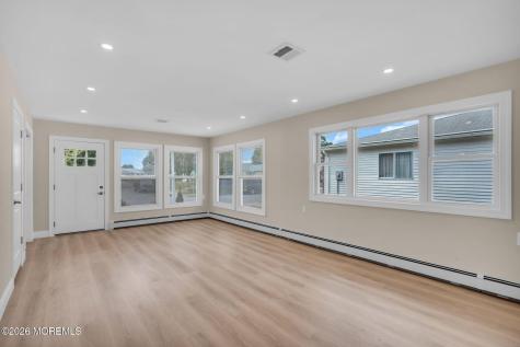 38 Roman Street Toms River NJ 08757