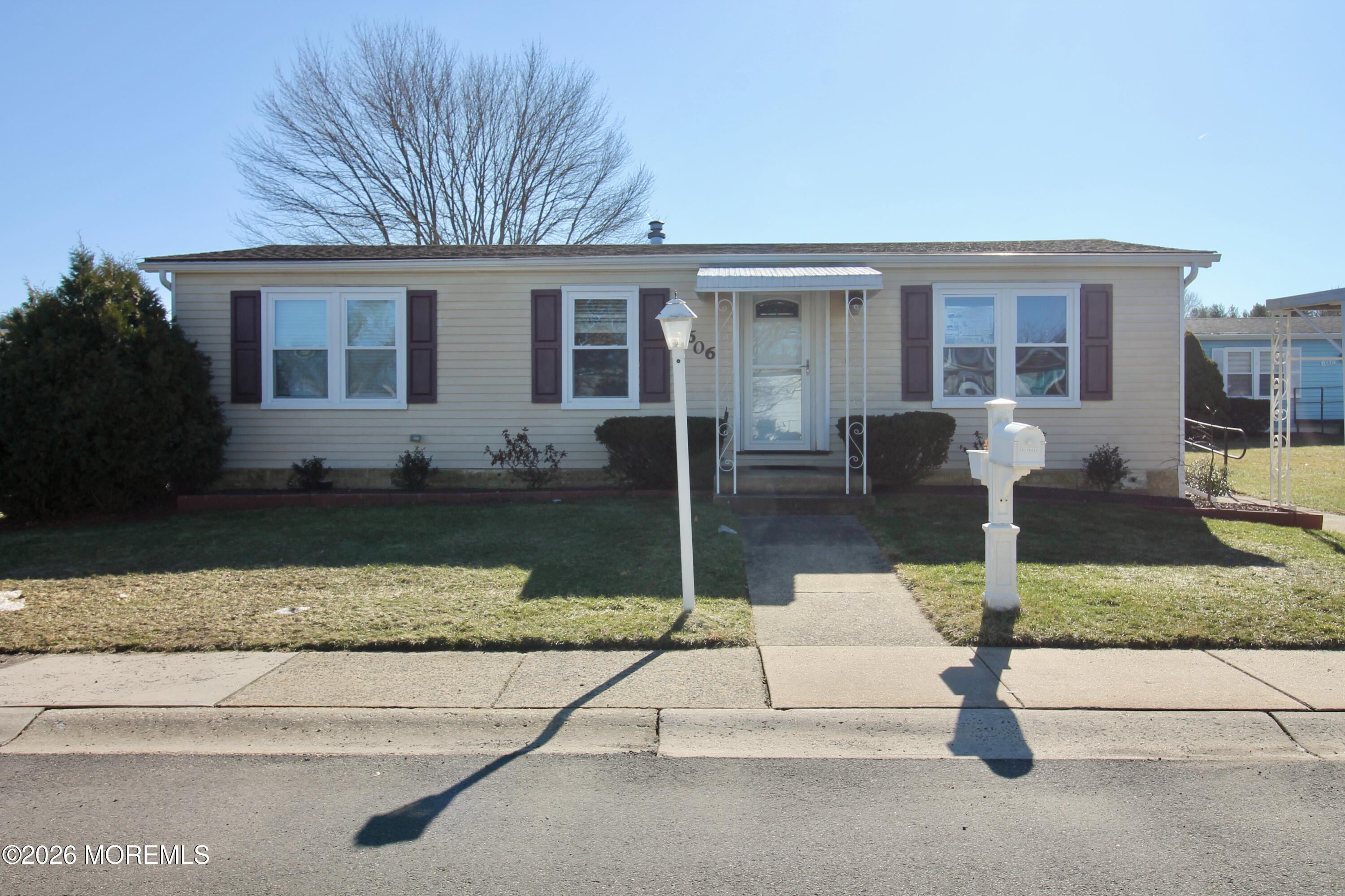 606 Jerome Place Freehold NJ 07728