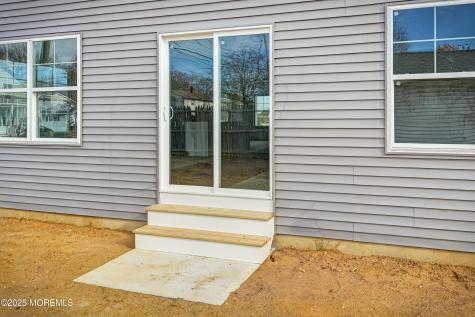 74 Manchester Avenue Keyport NJ 07735