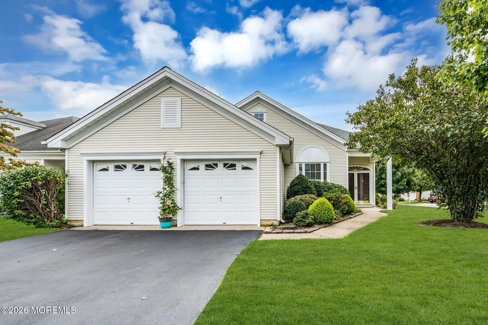 2 Summerlawn Drive Lakewood NJ 08701