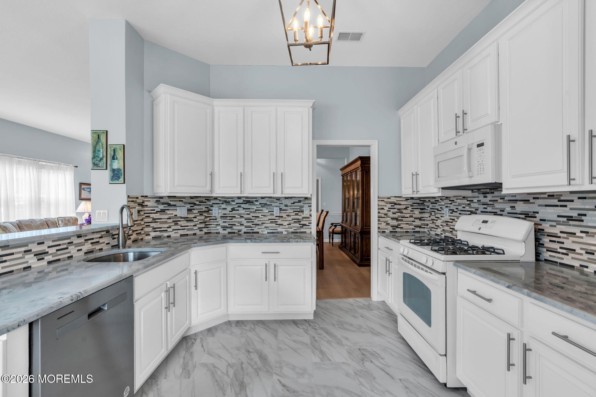 2 Summerlawn Drive Lakewood NJ 08701