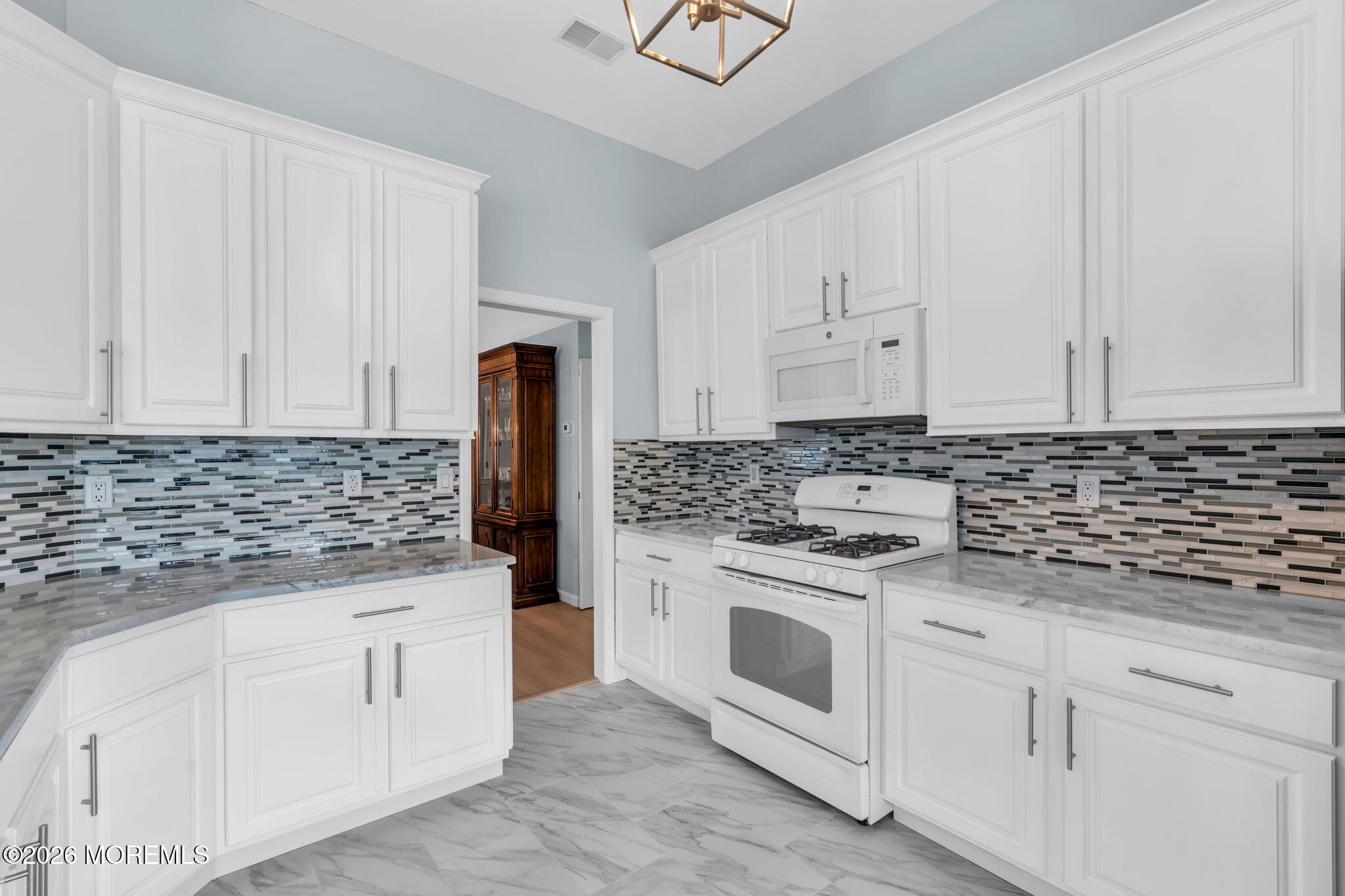 2 Summerlawn Drive Lakewood NJ 08701