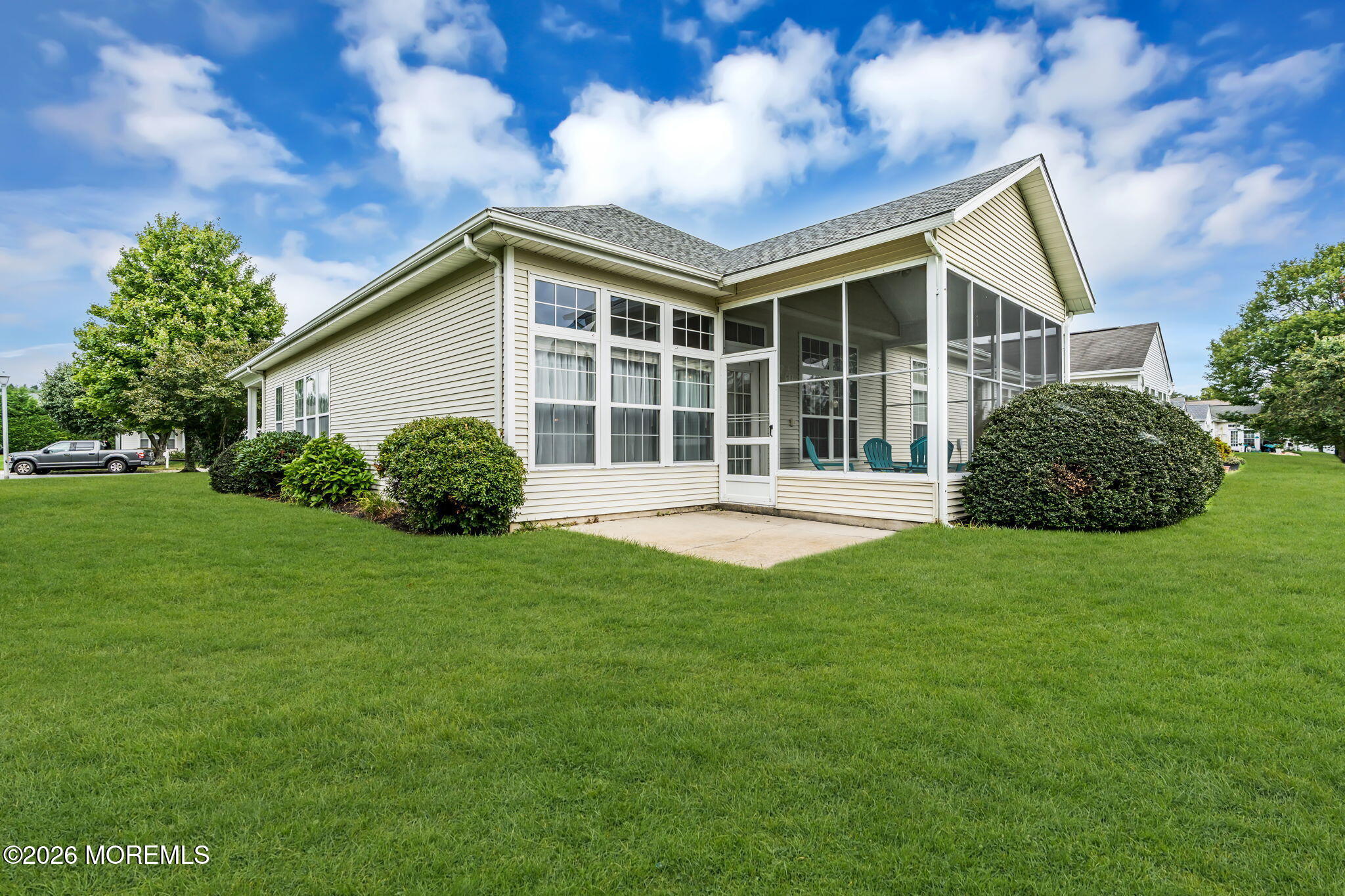 2 Summerlawn Drive Lakewood NJ 08701