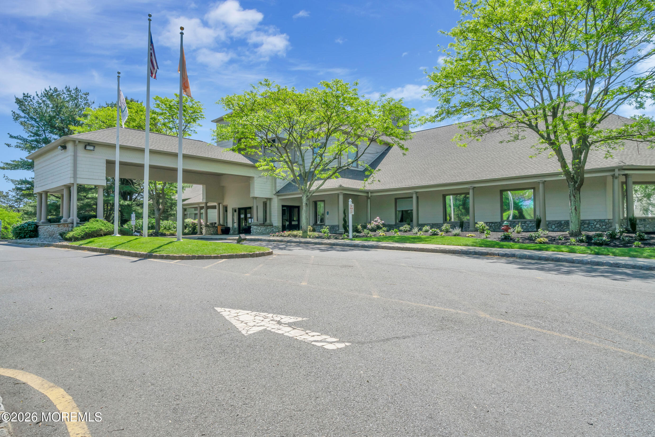 2 Summerlawn Drive Lakewood NJ 08701