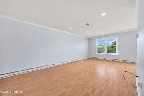 81B Banyan Plaza Monroe NJ 08831
