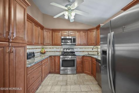 27B Lenape Trail Brick NJ 08724