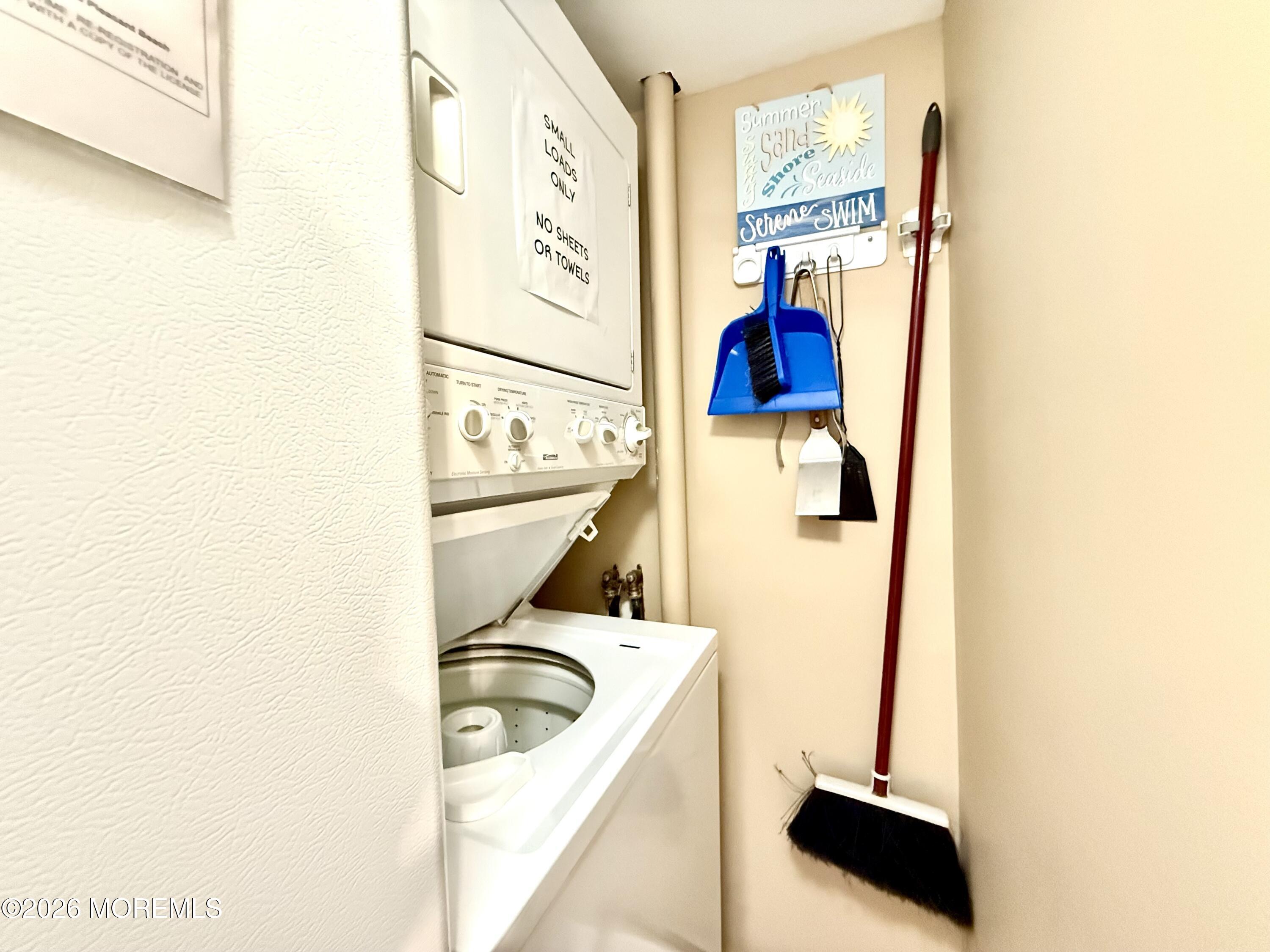 8 Brunswick Place Point Pleasant Beach NJ 08742
