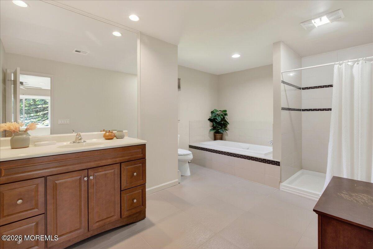 17 Bingham Drive Marlboro NJ 07746