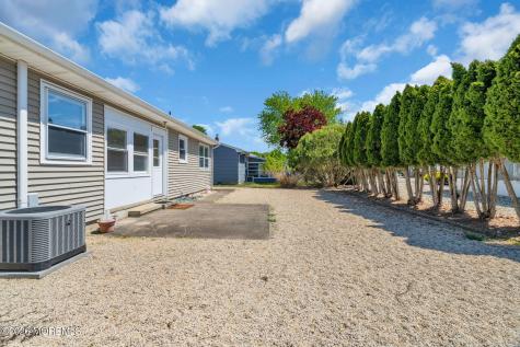 50 Oakfield Road Toms River NJ 08757