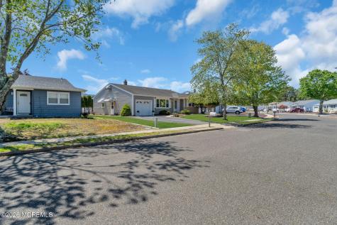 50 Oakfield Road Toms River NJ 08757