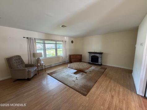 220A Buckingham Court Lakewood NJ 08701