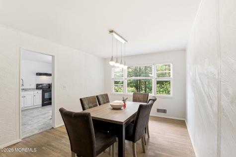 59 Sunnyside Road Howell NJ 07731