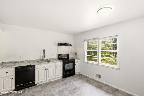 59 Sunnyside Road Howell NJ 07731