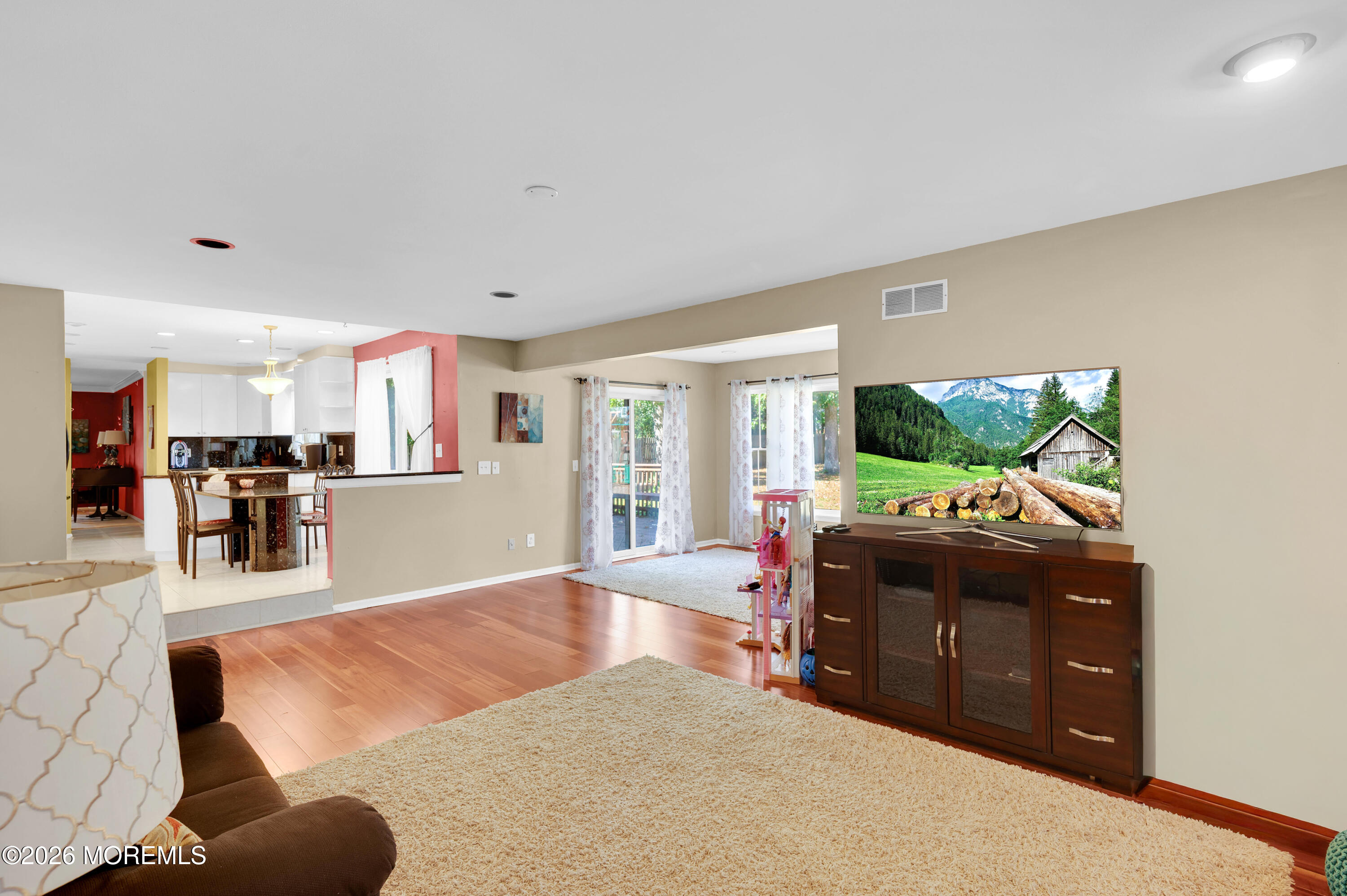 746 Ryan Run Toms River NJ 08753