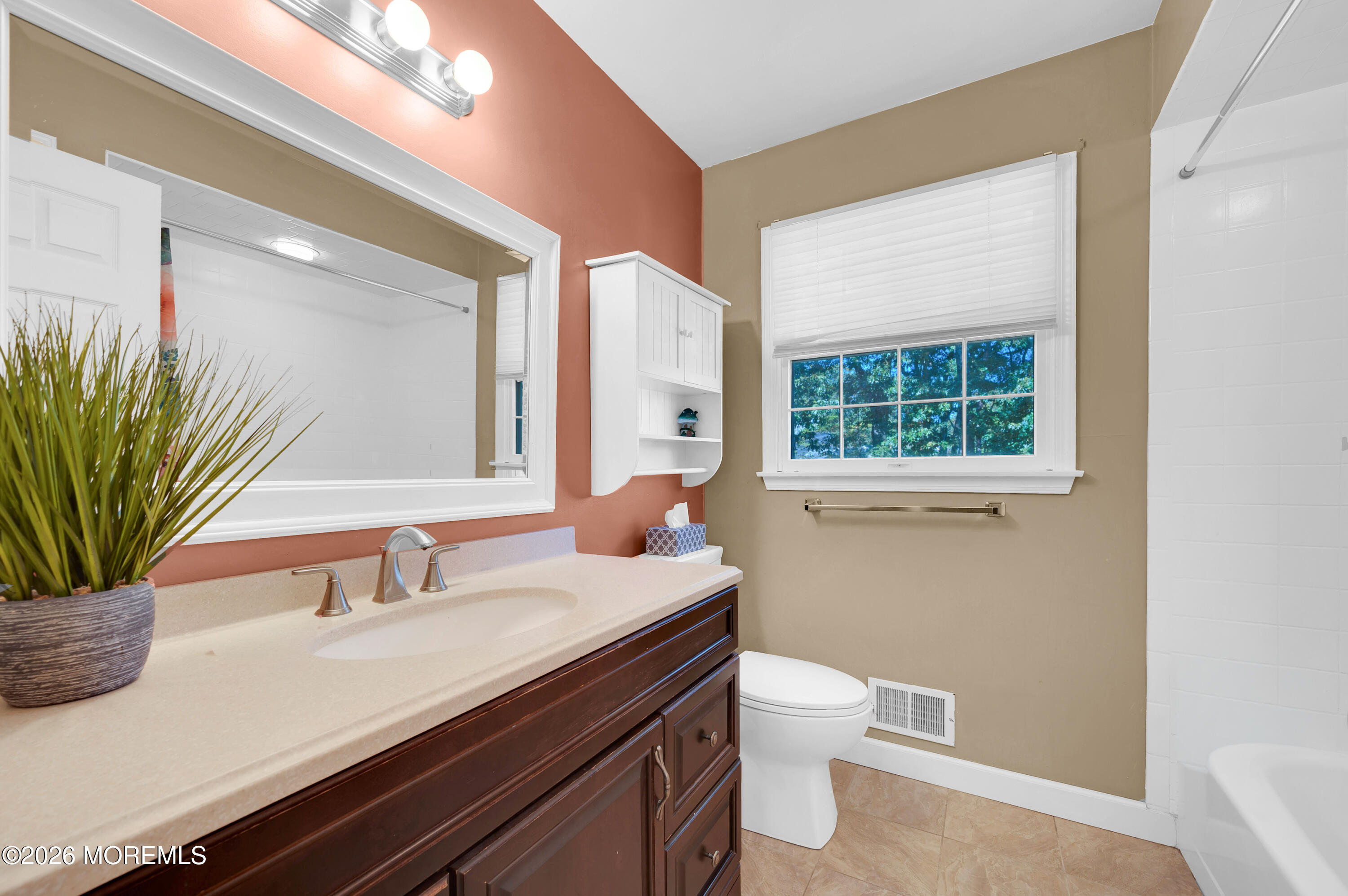746 Ryan Run Toms River NJ 08753