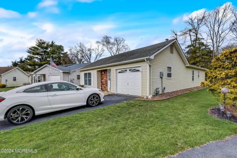 17 Piedmont Court Brick NJ 08724