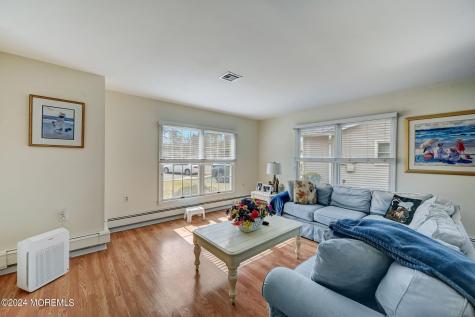 17 Piedmont Court Brick NJ 08724