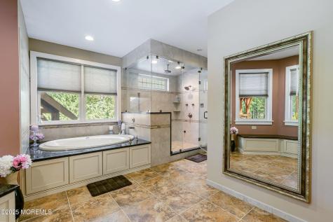 6 Lamb Lane Manalapan NJ 07726