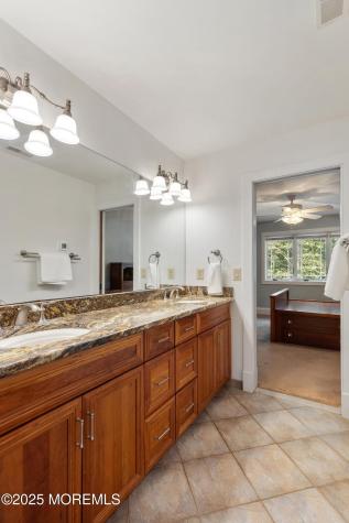 6 Lamb Lane Manalapan NJ 07726
