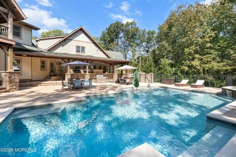 6 Lamb Lane Manalapan NJ 07726