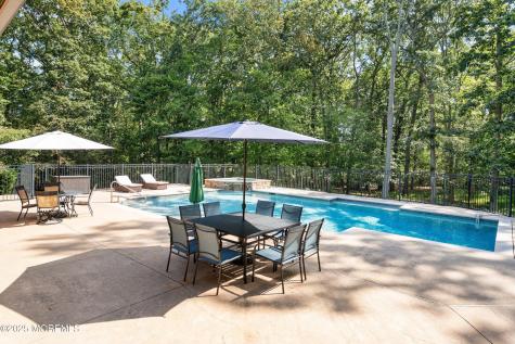 6 Lamb Lane Manalapan NJ 07726