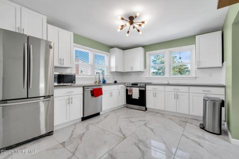 367 S Green Street Tuckerton NJ 08087