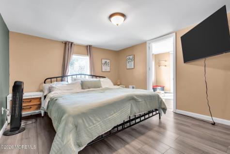 367 S Green Street Tuckerton NJ 08087
