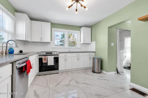 367 S Green Street Tuckerton NJ 08087