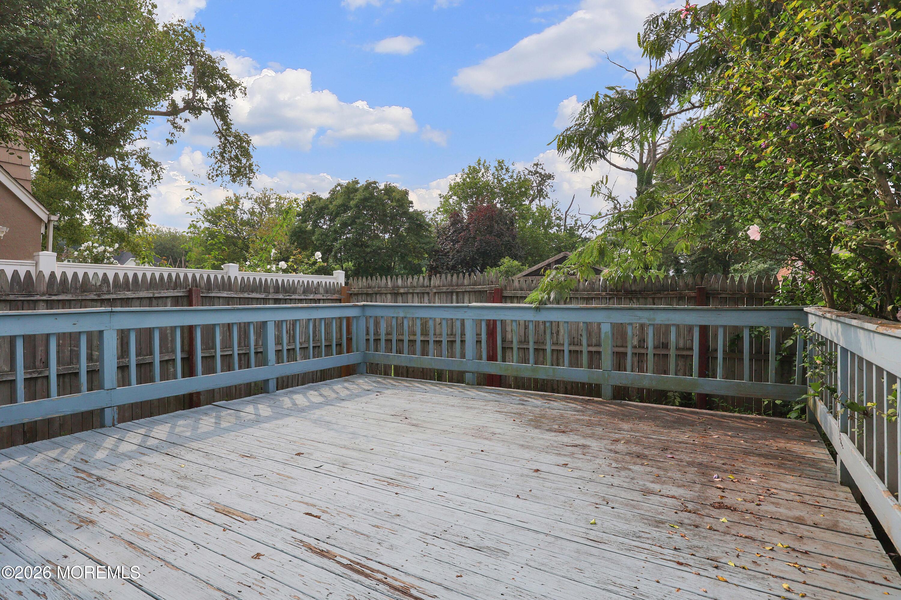 30 Linton Place Keansburg NJ 07734