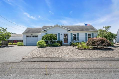39 Parkers Point Boulevard Forked River NJ 08731