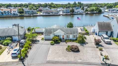 39 Parkers Point Boulevard Forked River NJ 08731