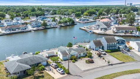 39 Parkers Point Boulevard Forked River NJ 08731