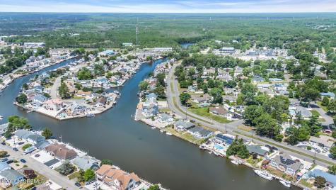 39 Parkers Point Boulevard Forked River NJ 08731