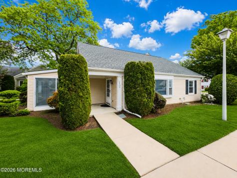 243C Mayflower Way Monroe NJ 08831