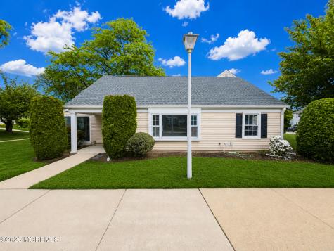 243C Mayflower Way Monroe NJ 08831