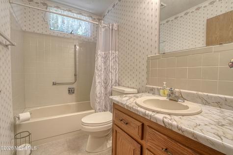 2 Darien Court Whiting NJ 08759