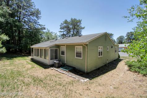 2 Darien Court Whiting NJ 08759