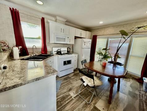 31 Monique Circle Hazlet NJ 07730