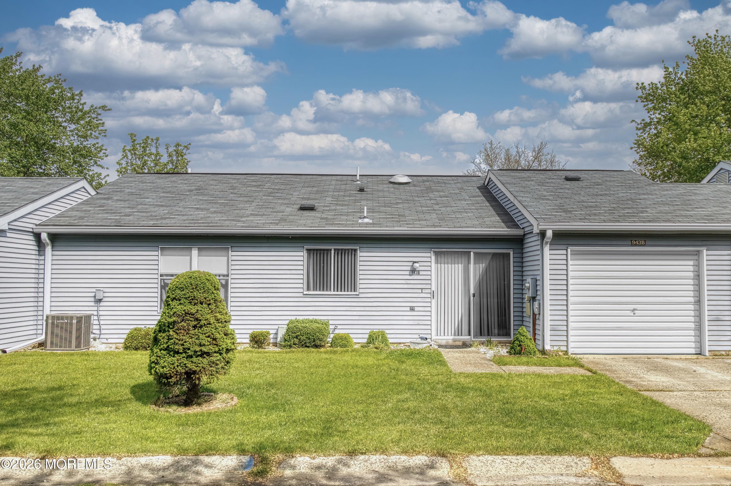943 Liverpool Circle Manchester NJ 08759
