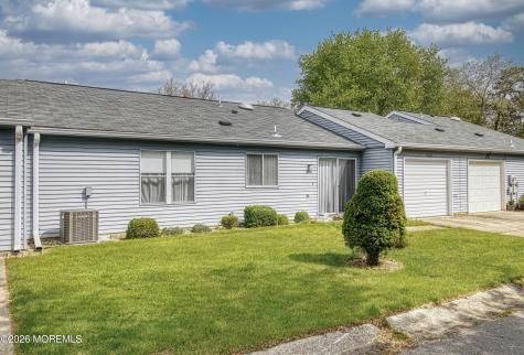 943 Liverpool Circle Manchester NJ 08759