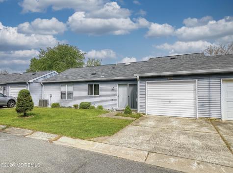 943 Liverpool Circle Manchester NJ 08759