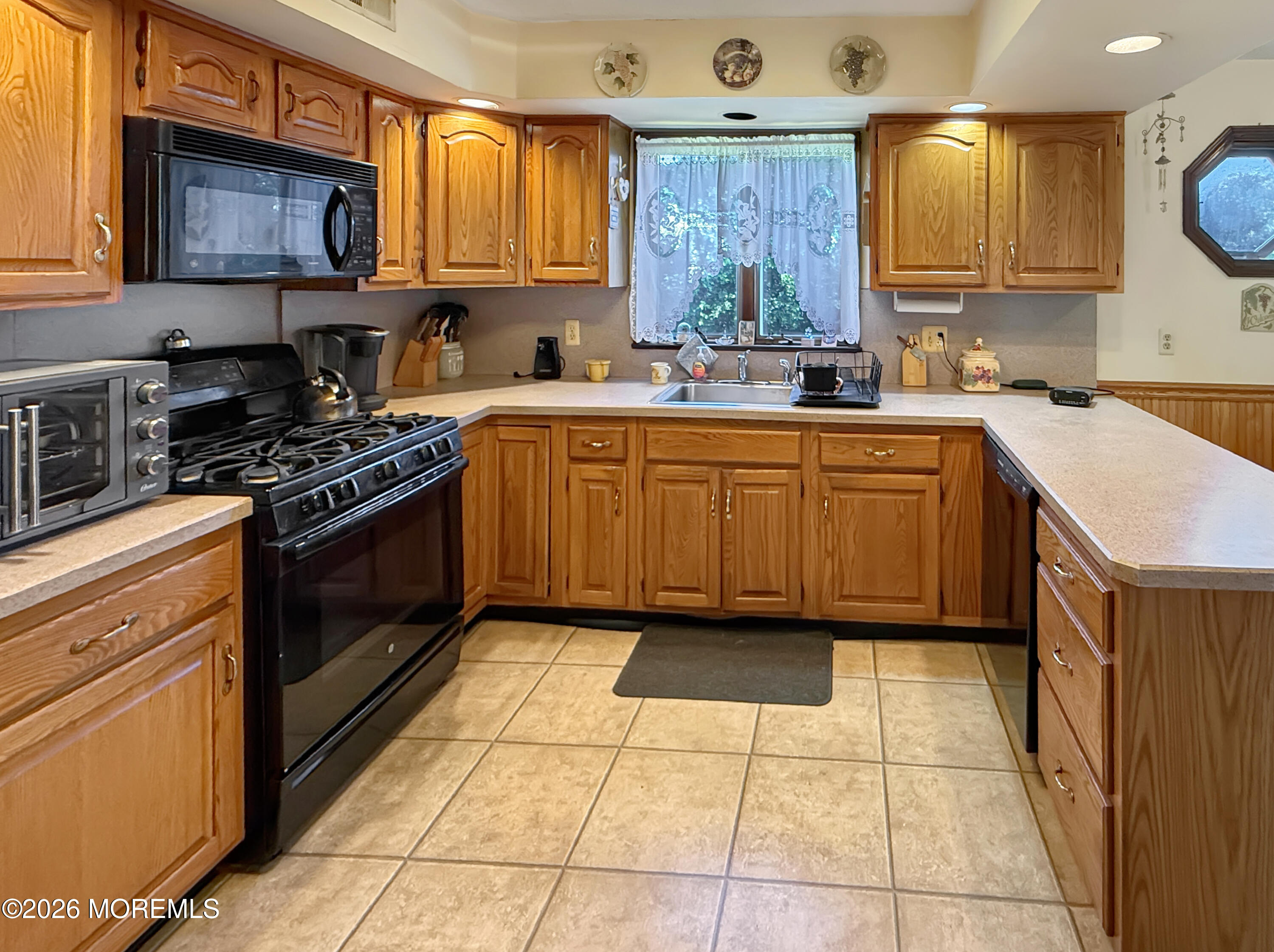 2104 Serpentine Drive Lacey NJ 08734