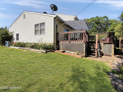 2104 Serpentine Drive Lacey NJ 08734