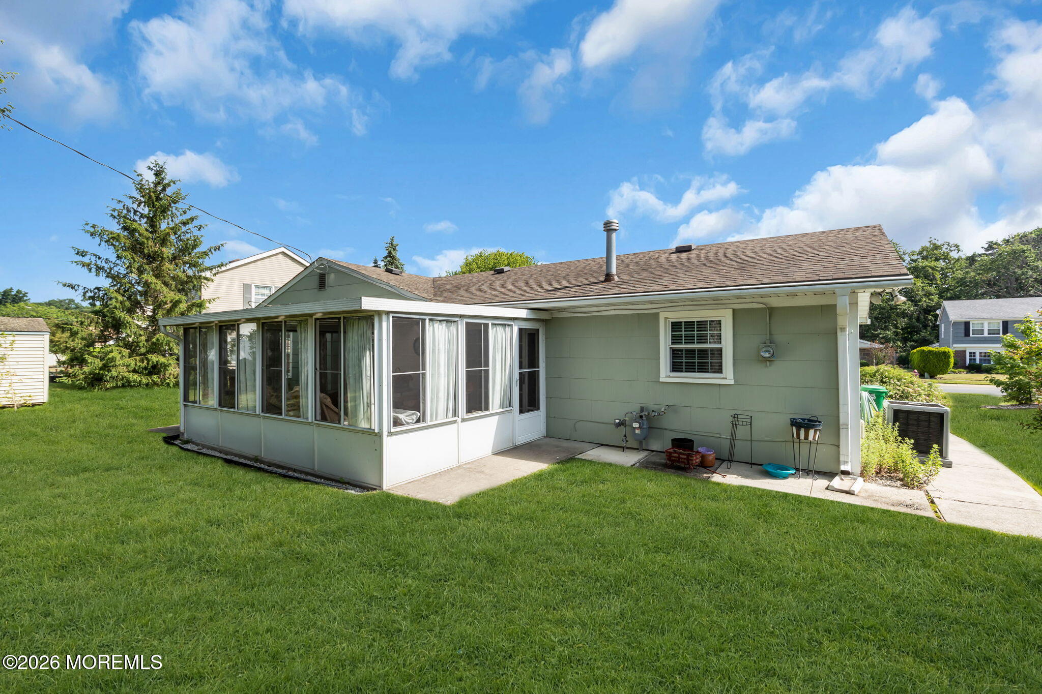58 Brookview Lane Aberdeen NJ 07747
