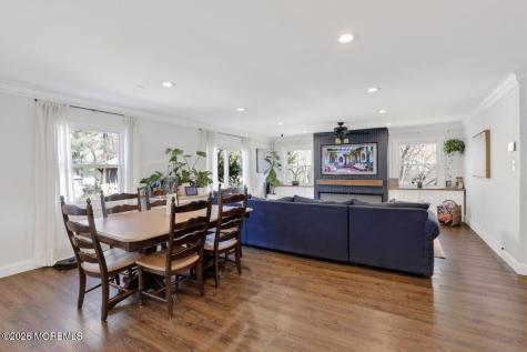 10 Wayne Court Manalapan NJ 07726