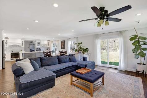 10 Wayne Court Manalapan NJ 07726