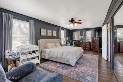 10 Wayne Court Manalapan NJ 07726