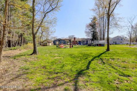 10 Wayne Court Manalapan NJ 07726