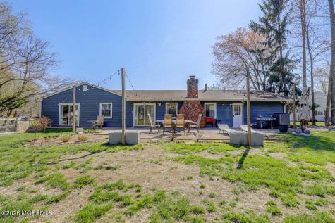 10 Wayne Court Manalapan NJ 07726